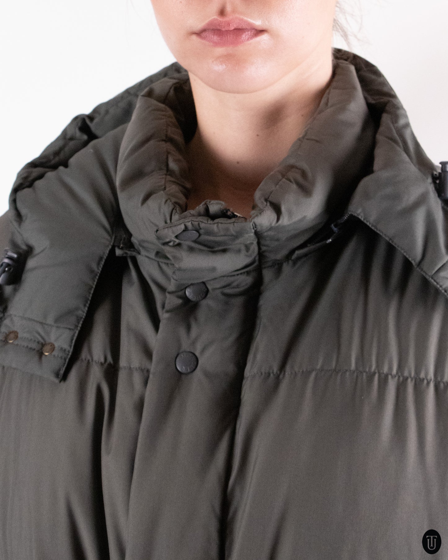 00's Moncler Dark Taupe Duvet Jacket L