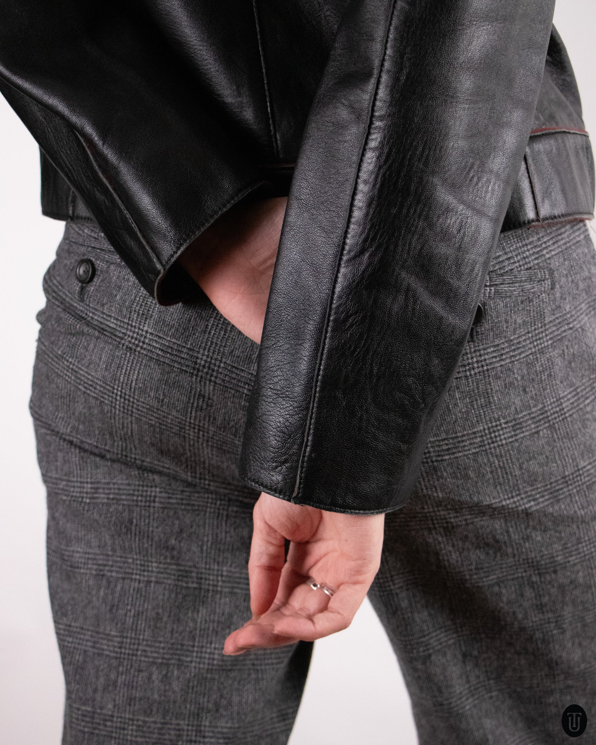 00's Levi's Hooded Leather Jacket M