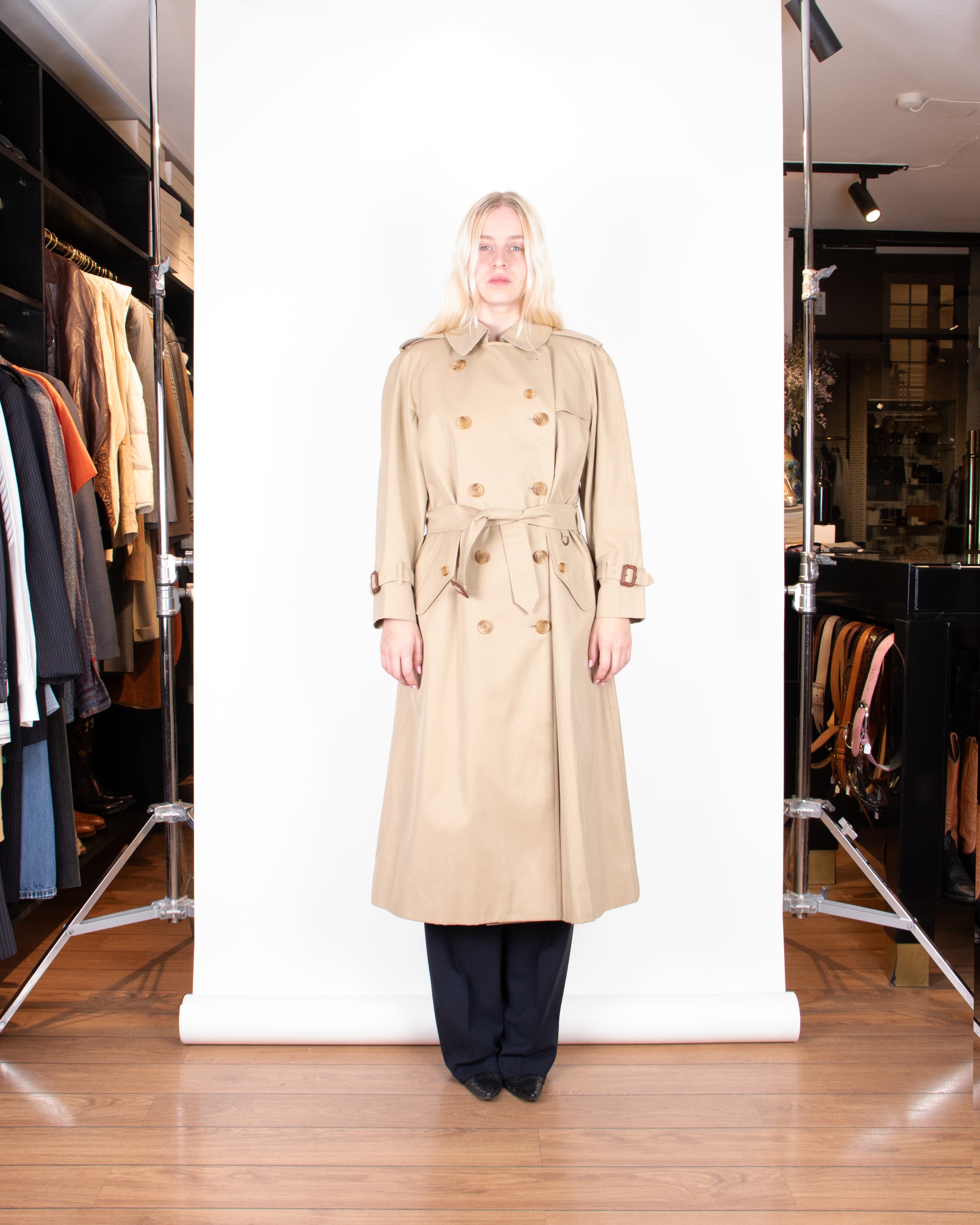 1980s Burberry Belted Trenchcoat M