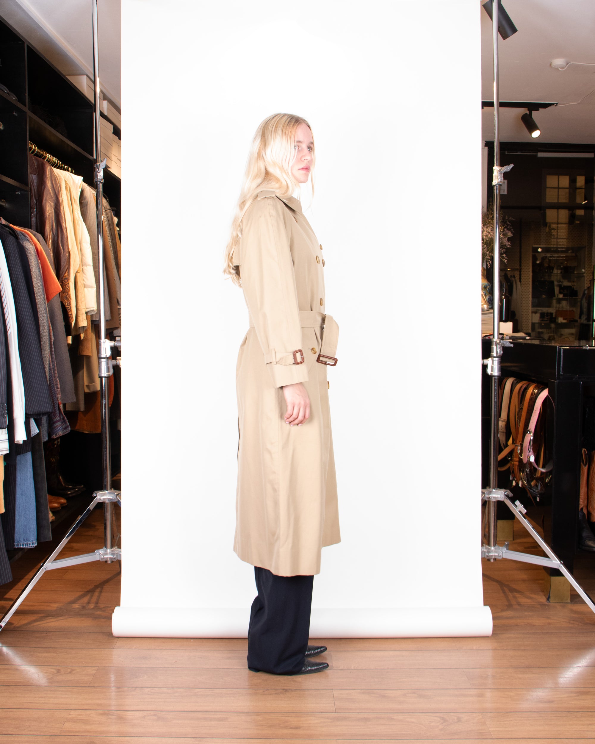 1980s Burberry Belted Trenchcoat M