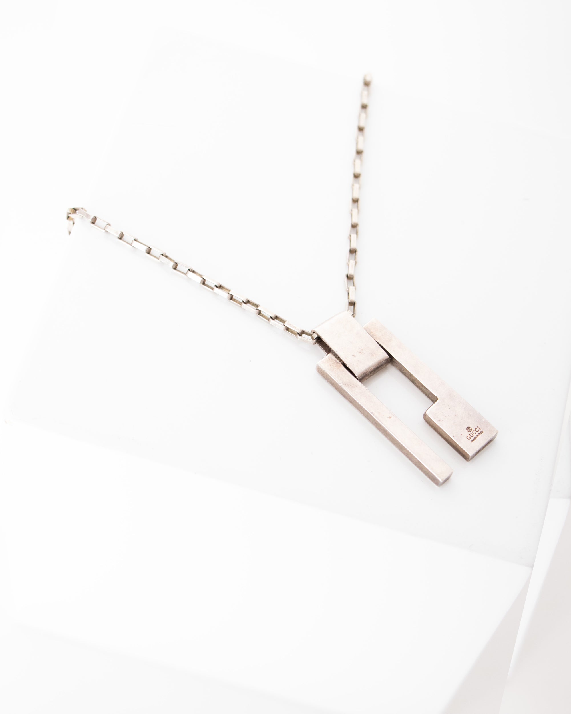 00s Gucci Square Logo Pendant Chain