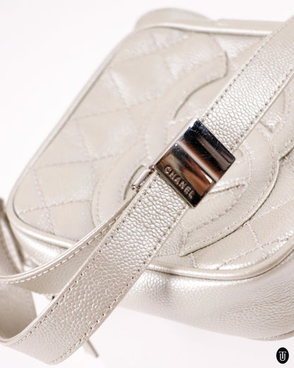 00's Chanel Matelasse Shoulder Bag in Champagne