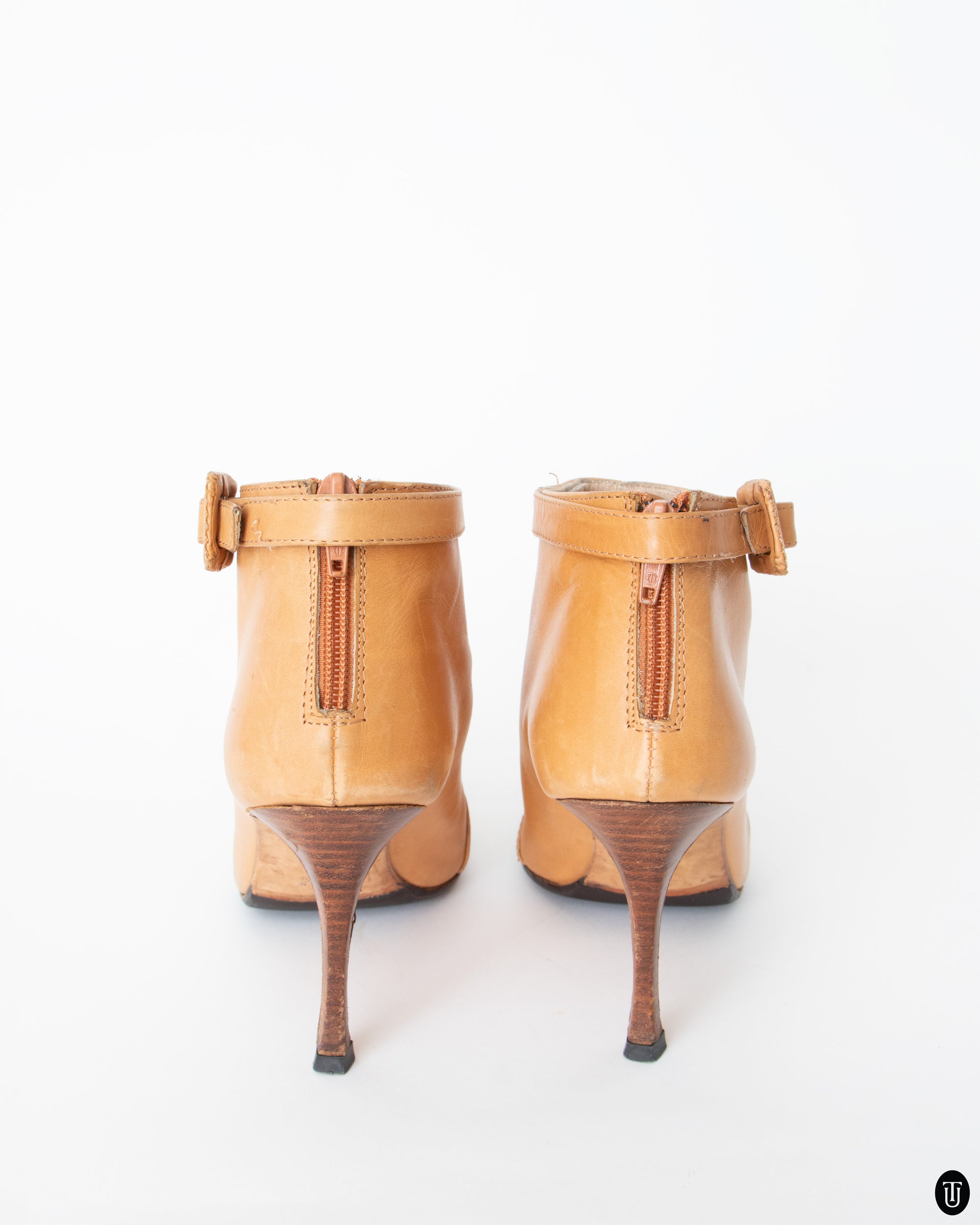 00's Manolo Blahnik Tan Leather Ankle Boots