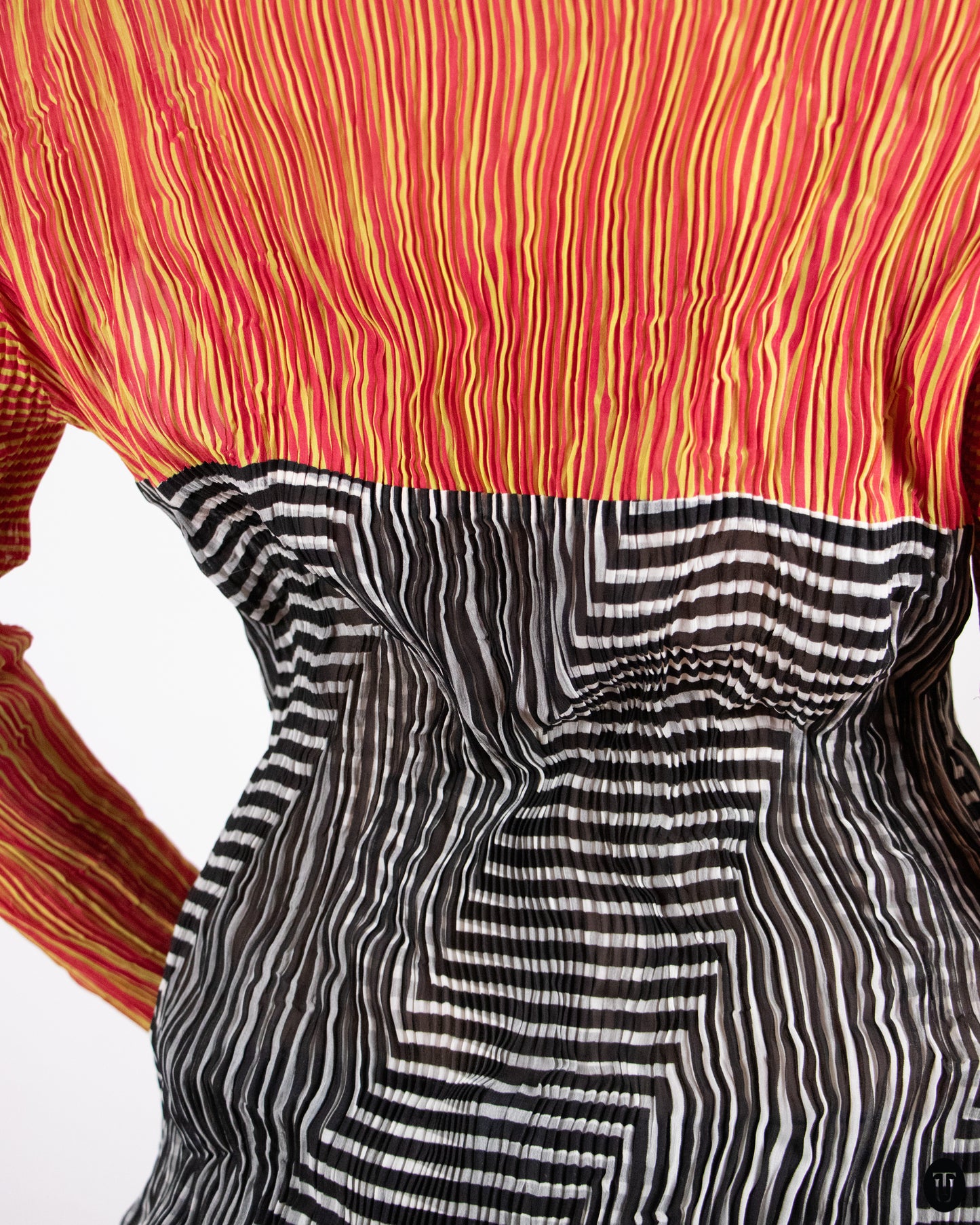 90's Issey Miyaki Pleated Top M