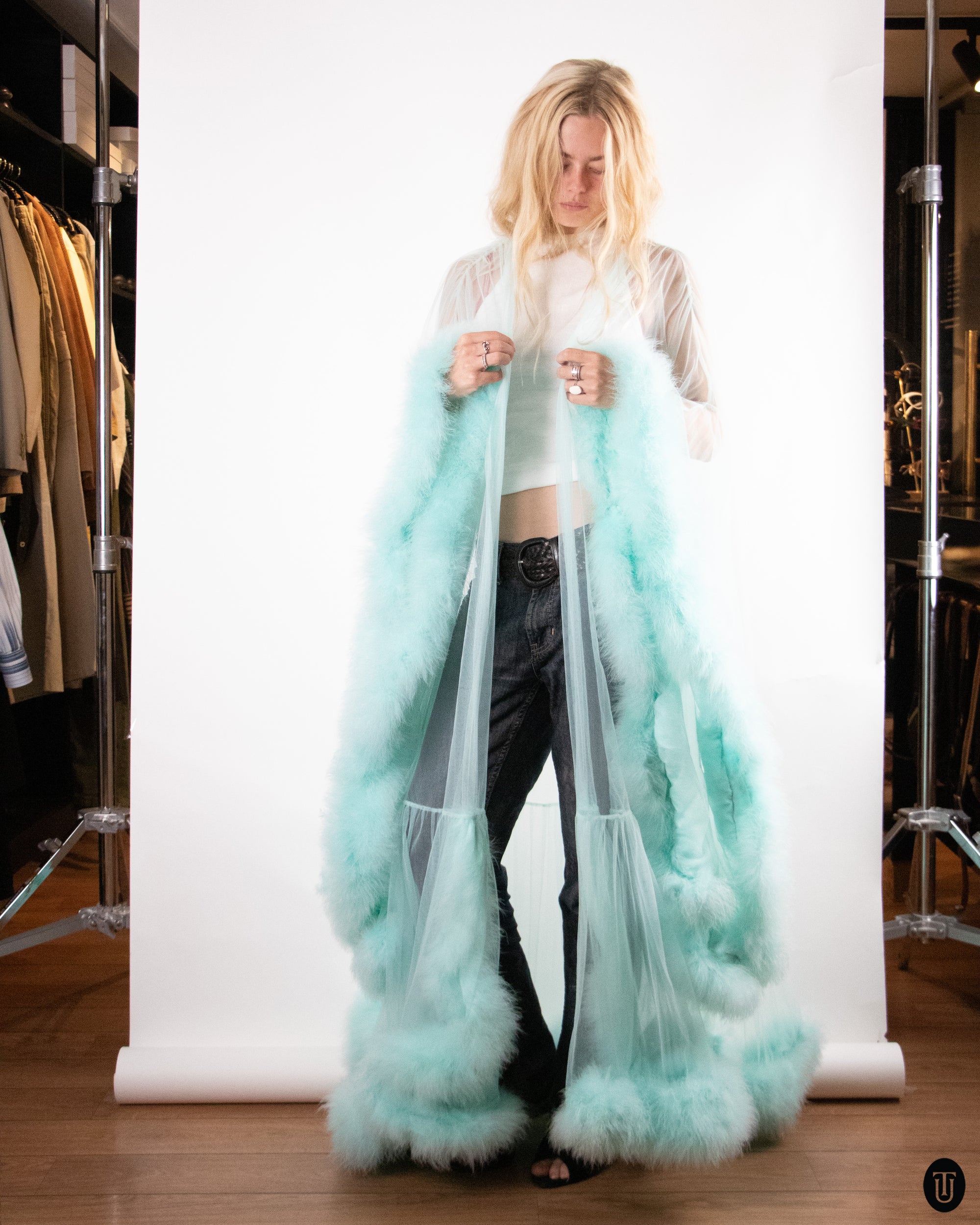 80's Feathered Full Length Robe M