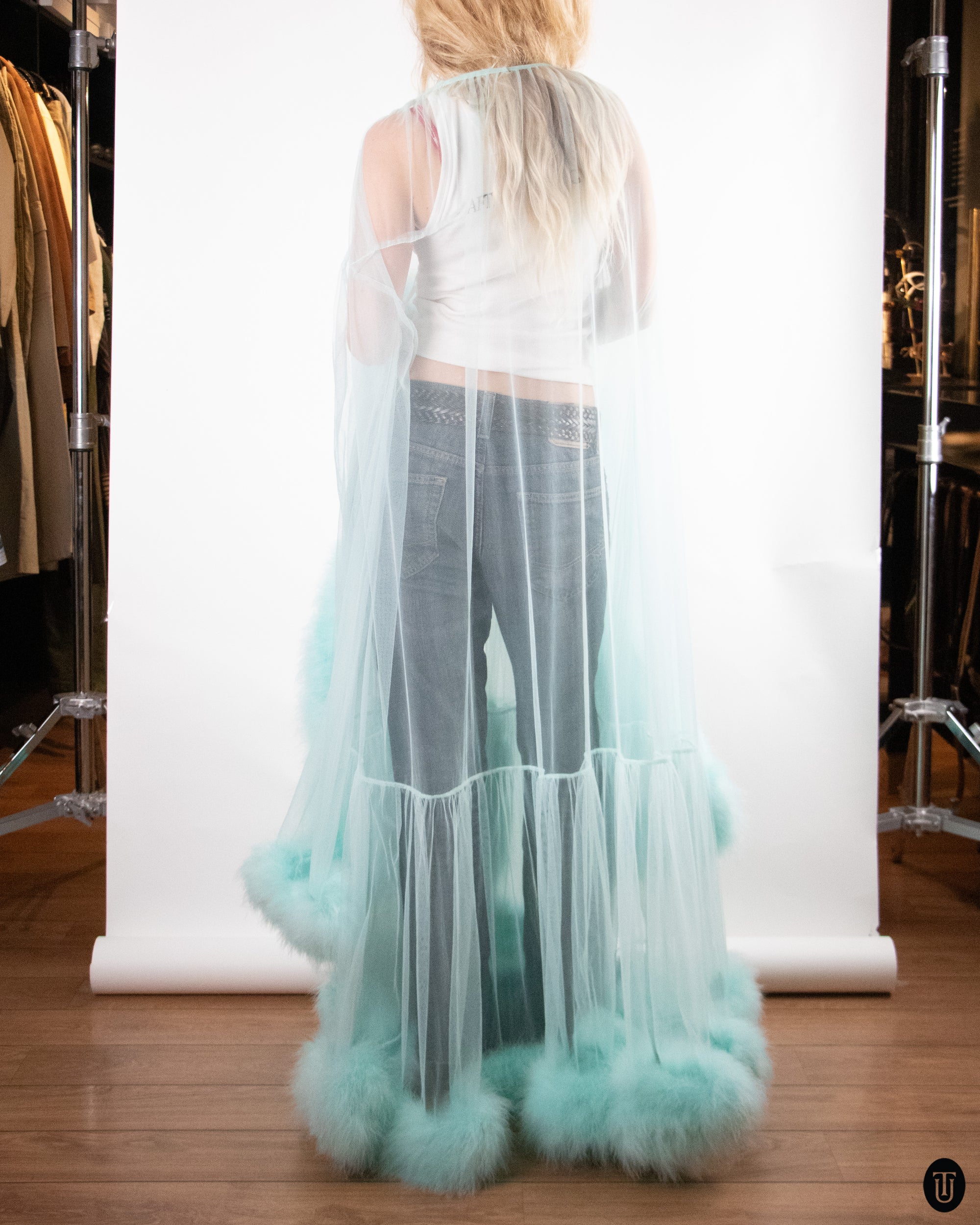 80's Feathered Full Length Robe M