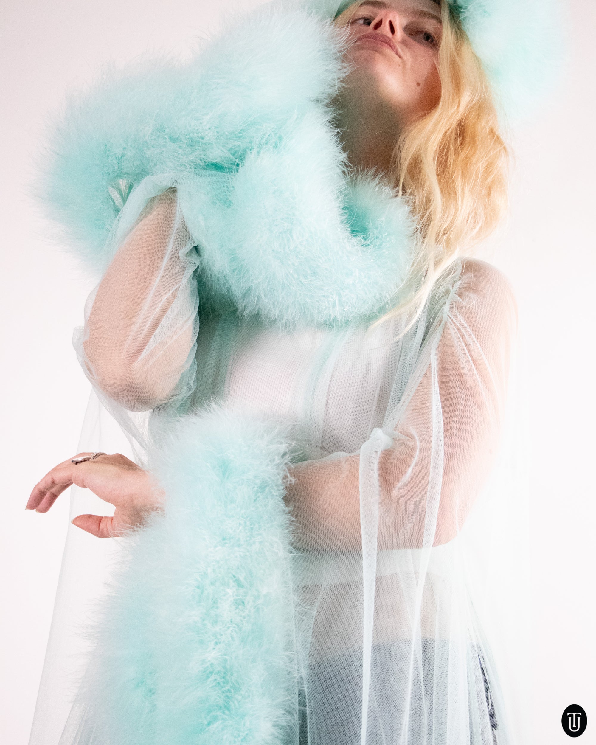 80's Feathered Full Length Robe M